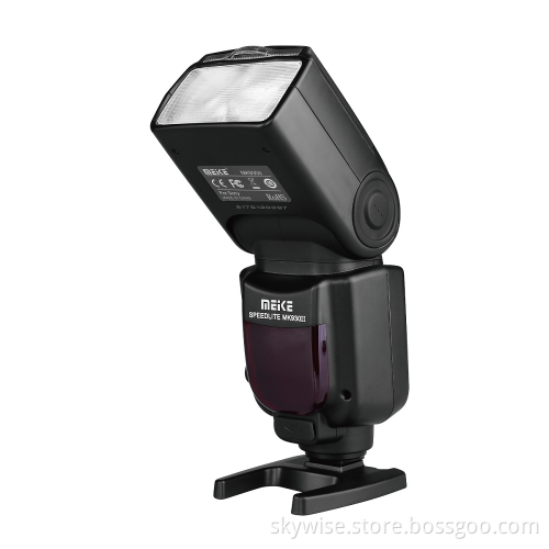 Plastic injection mold for camera flash lamp
